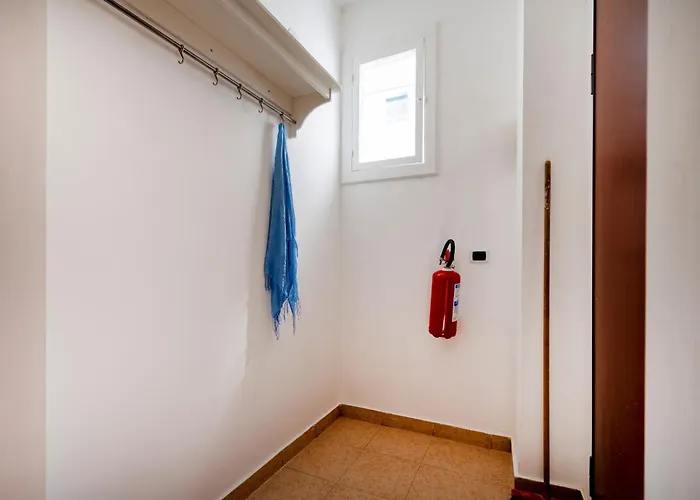 Guesthost - Nicola's Nest * Bari