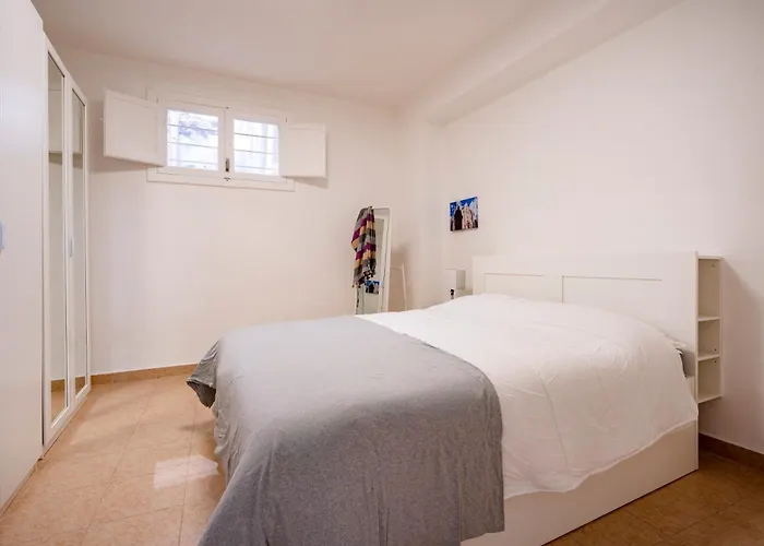 Guesthost - Nicola's Nest * Bari