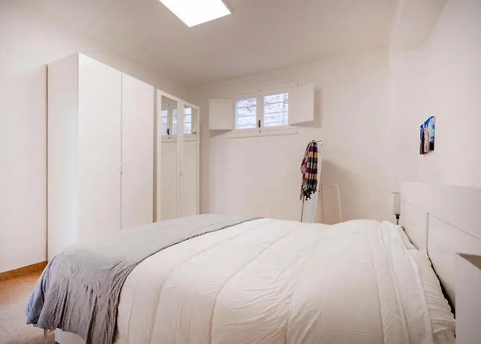 Apartment Guesthost - Nicola's Nest Bari